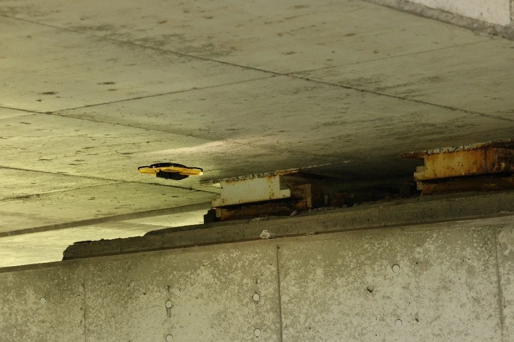 橋梁下部のドローン点検