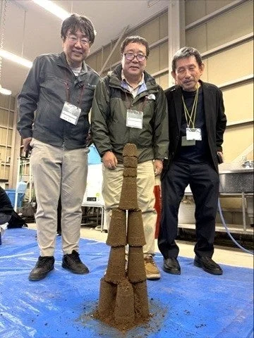 完成したタワーとチーム