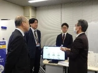 ビジネスミーティングの様子