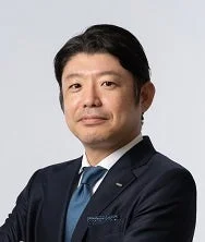 男性,ビジネスマン,スーツ,ポートレート,笑顔,アジア人,正面