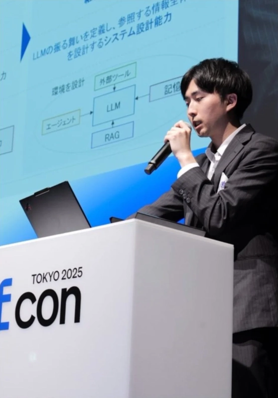 講演する市村健太氏