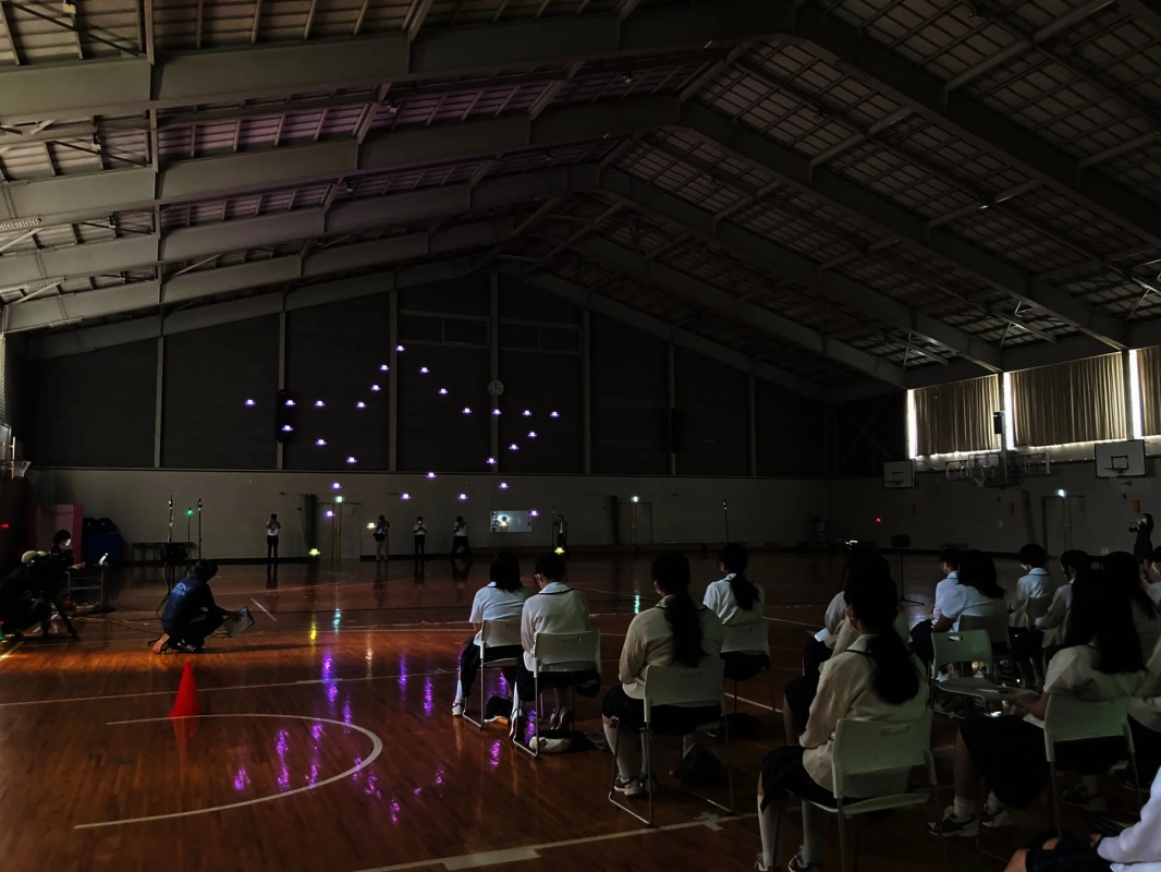体育館でのイベント風景