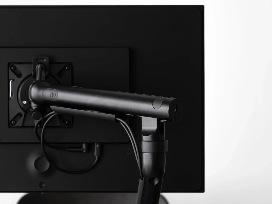 モニターアームのクローズアップ