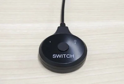 KVM切り替えボタン