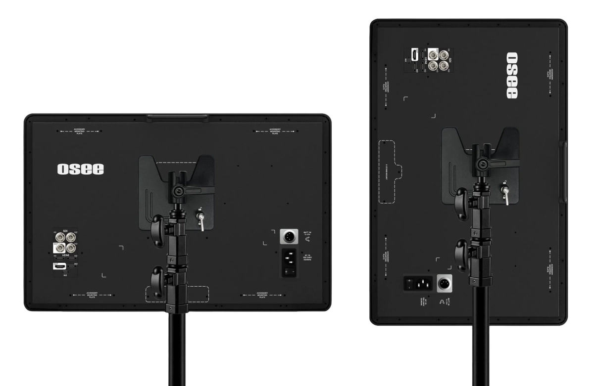 縦向きに設置されたプロ用モニター