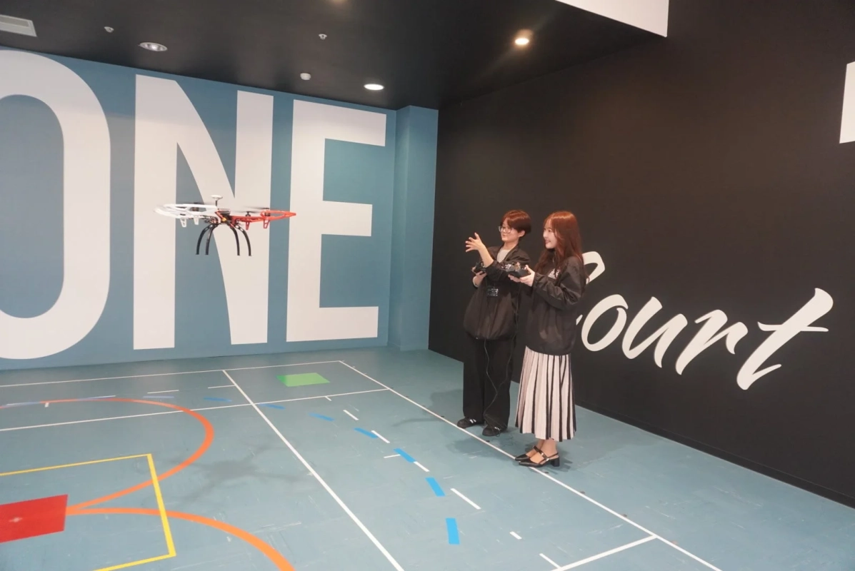 ドローン操作風景