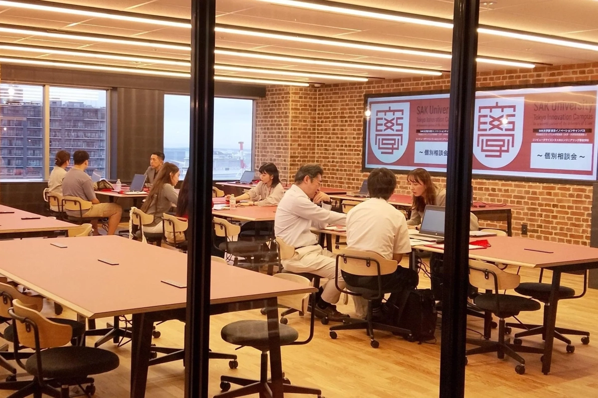 SAK大学東京イノベーションキャンパスの個別相談会の様子