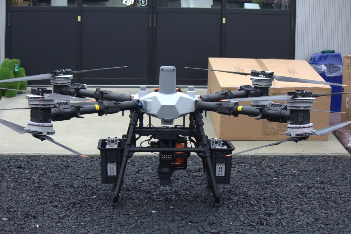 産業用ドローンと電源