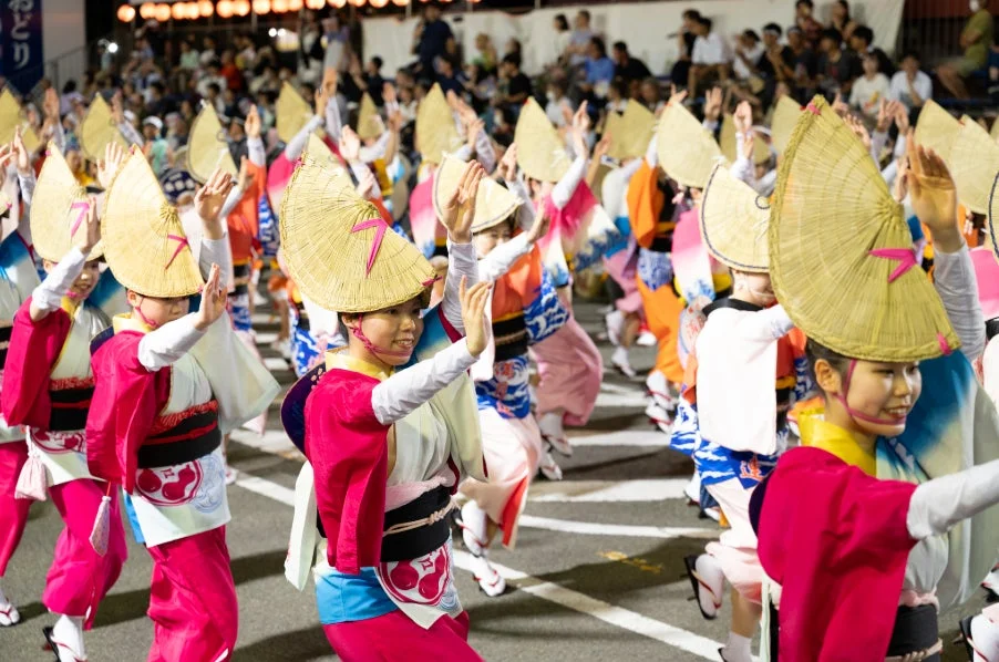 阿波踊りの様子