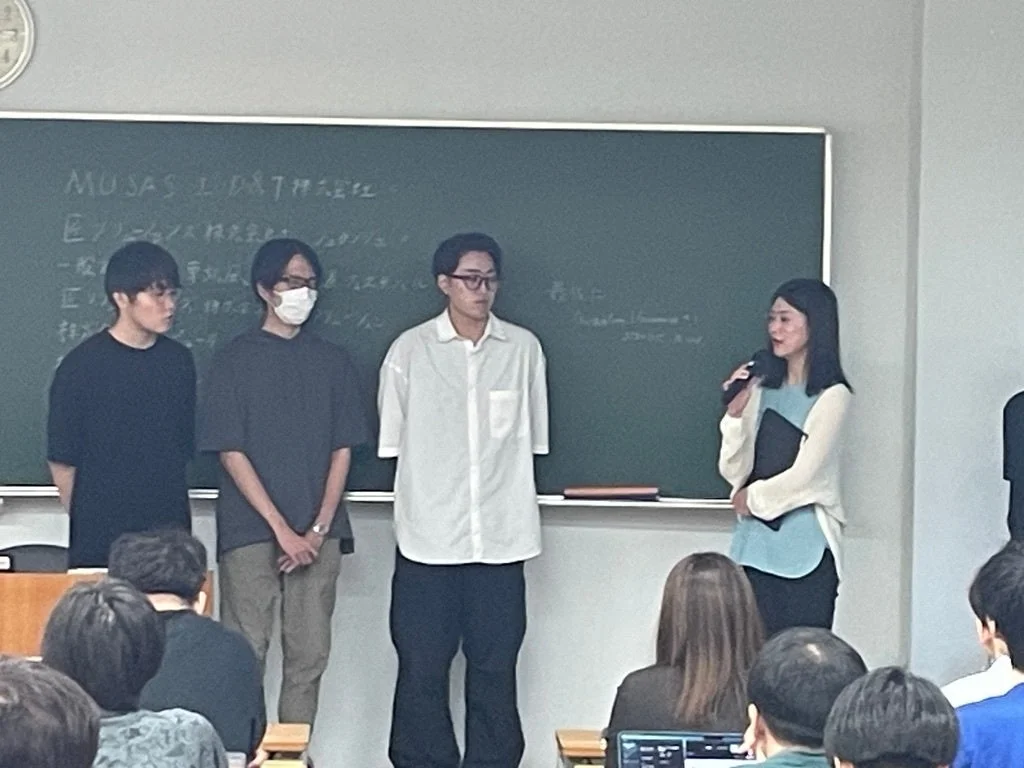 学生のプレゼンテーション