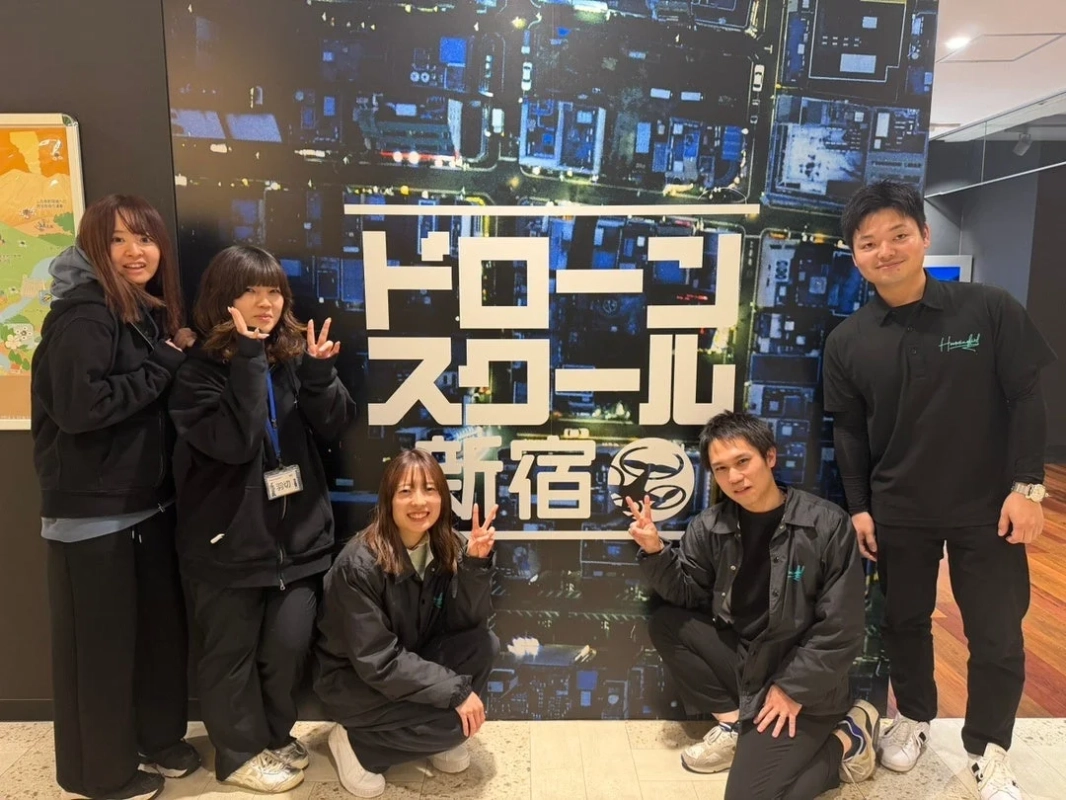 ドローンスクール新宿の集合写真