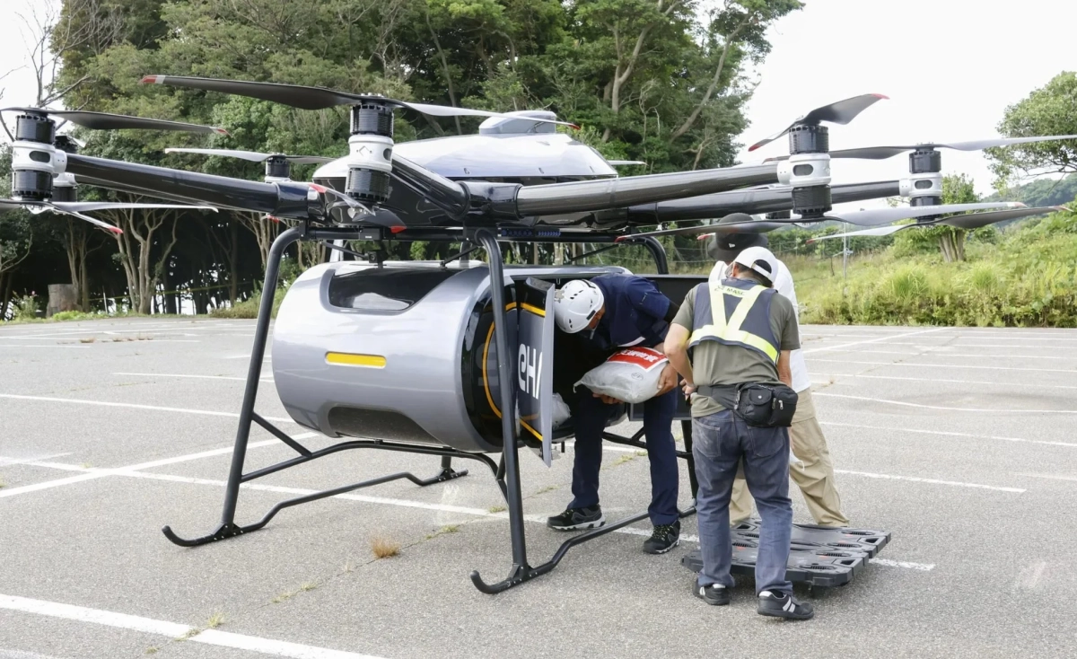 ドローンへの荷物積載