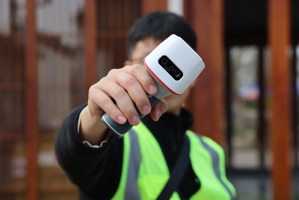 ハンドヘルド型レーザースキャナー