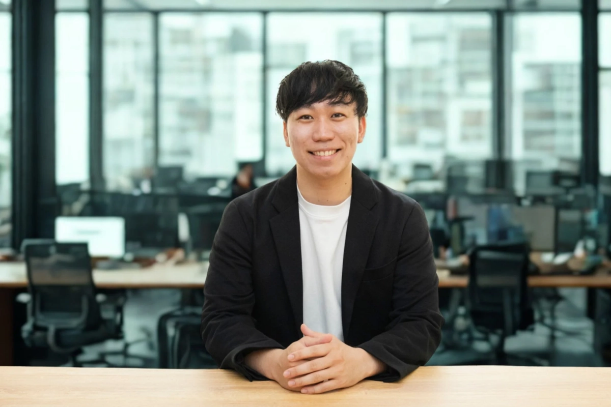 代表取締役CEO 白澤光純氏のポートレート