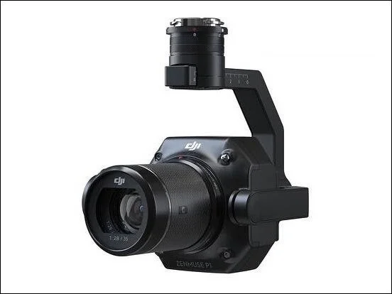 DJI Zenmuse P1と思われる黒いプロフェッショナル用カメラシステム