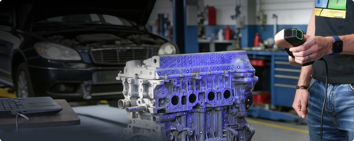 車のエンジンブロックをスキャンする様子