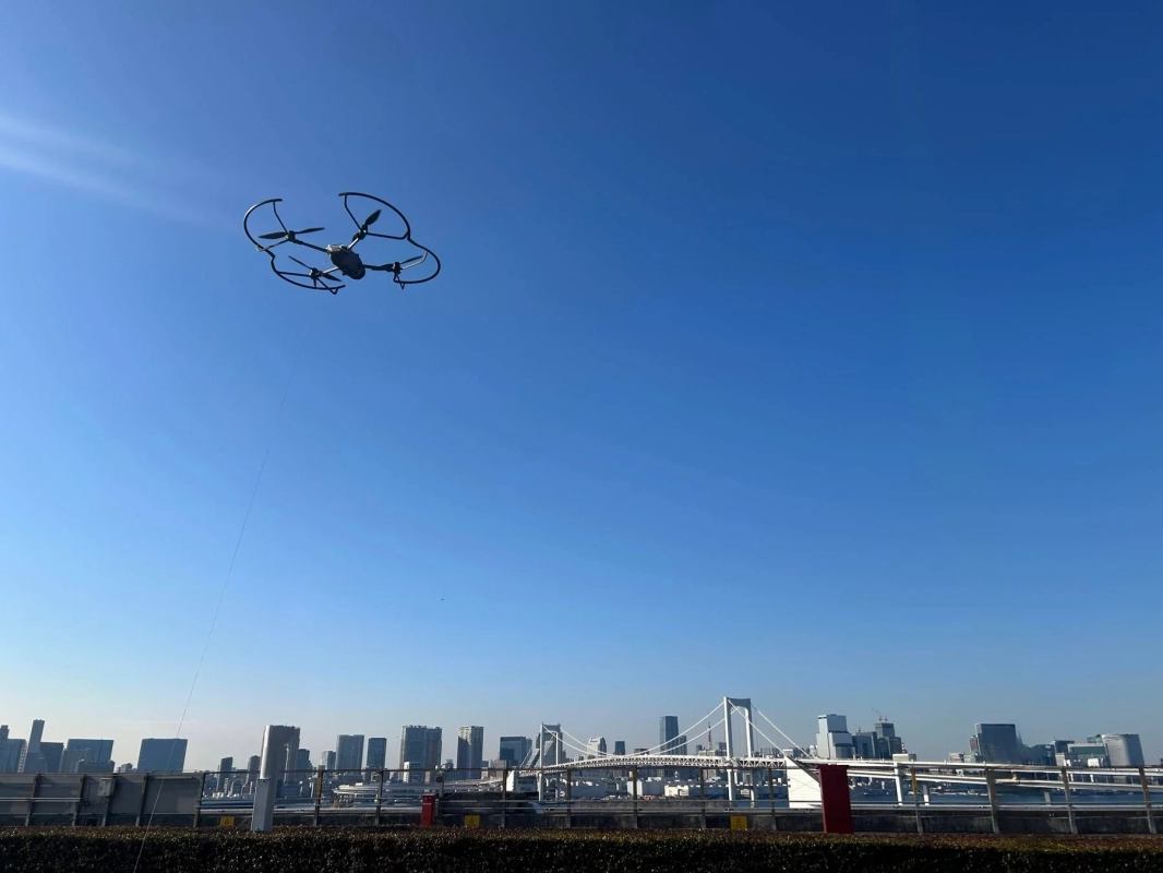 ドローンとレインボーブリッジ