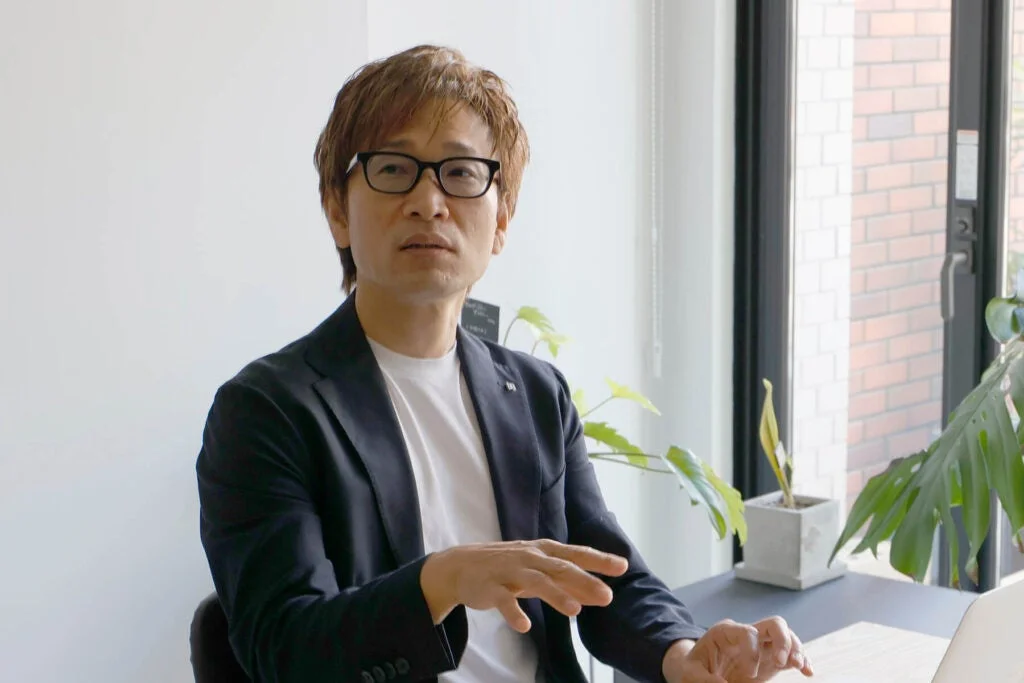 遠藤真二氏