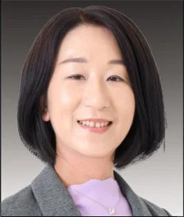 臼井 成美 氏