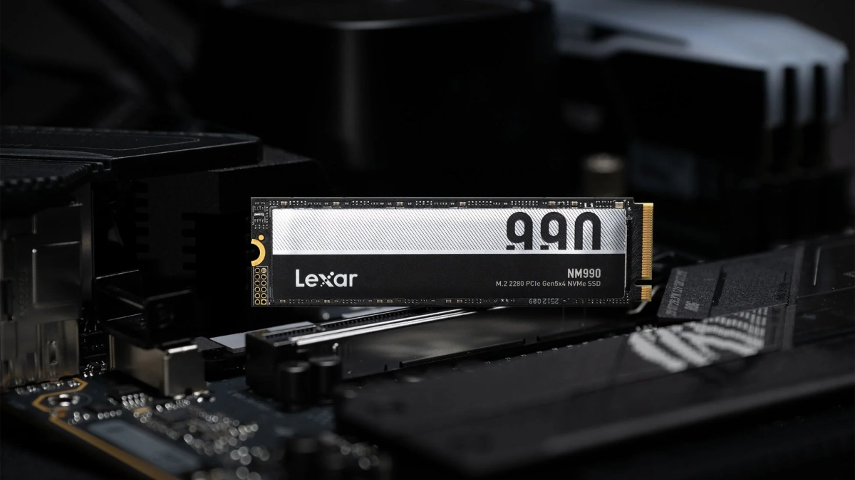 Lexar NM990