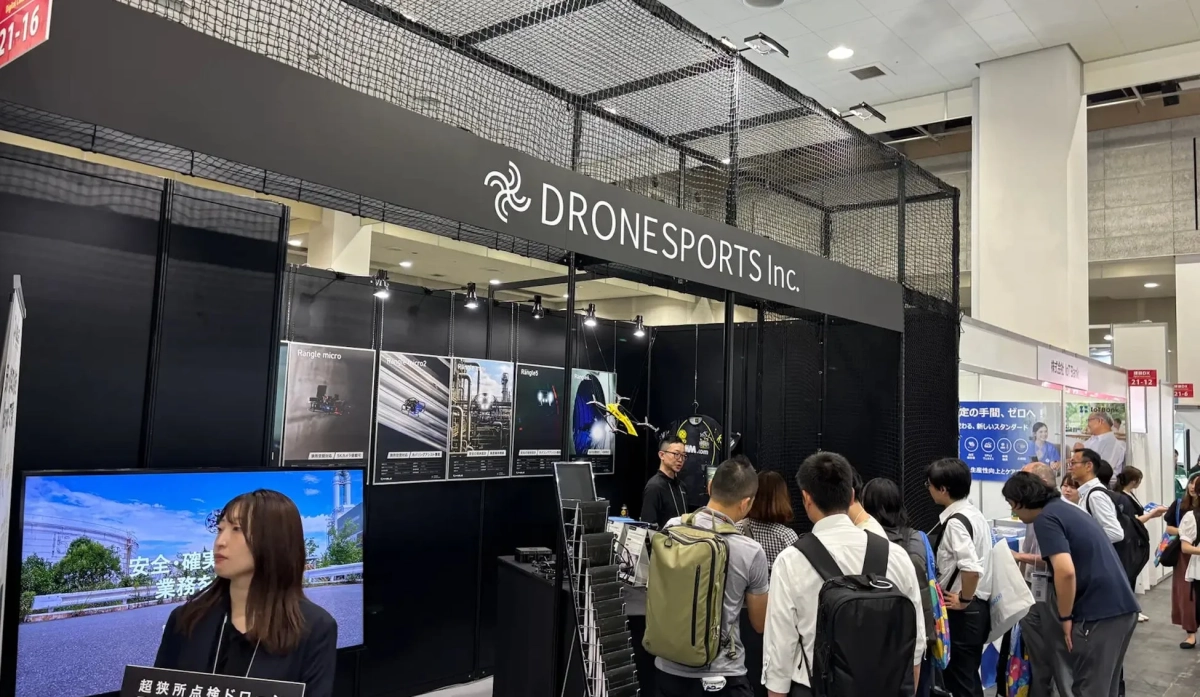 DRONESPORTS Inc.の展示ブースの様子