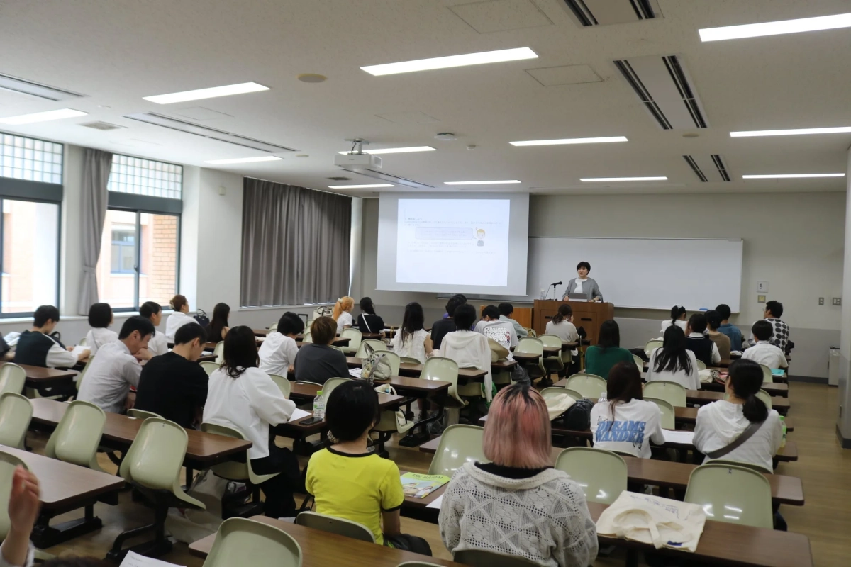国際日本学科の体験授業