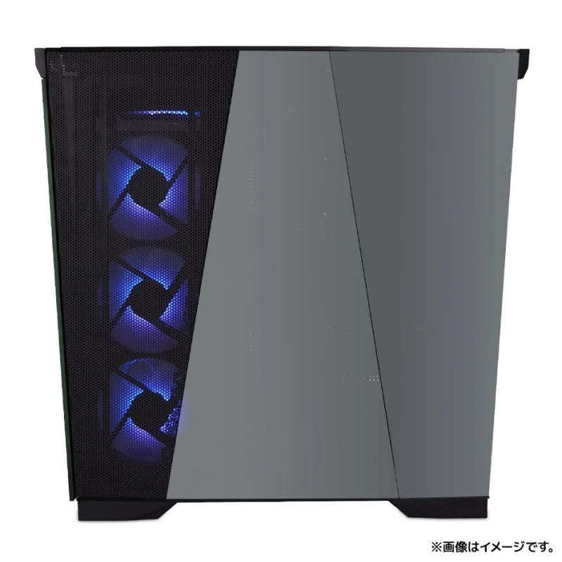 青いLEDファンが内部で光る、黒いゲーミングPCケースの前面