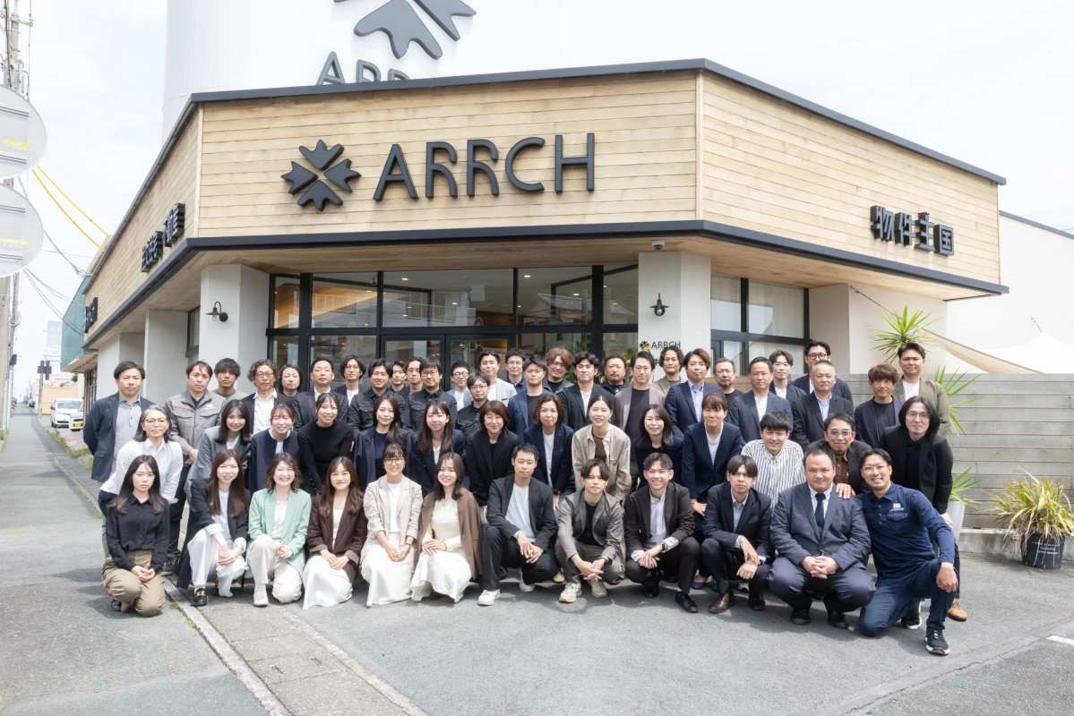 LIFEFUNDの社員集合写真