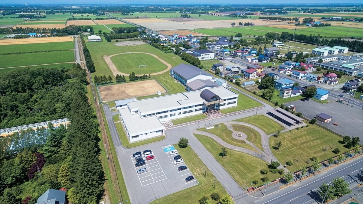 学校の空撮写真