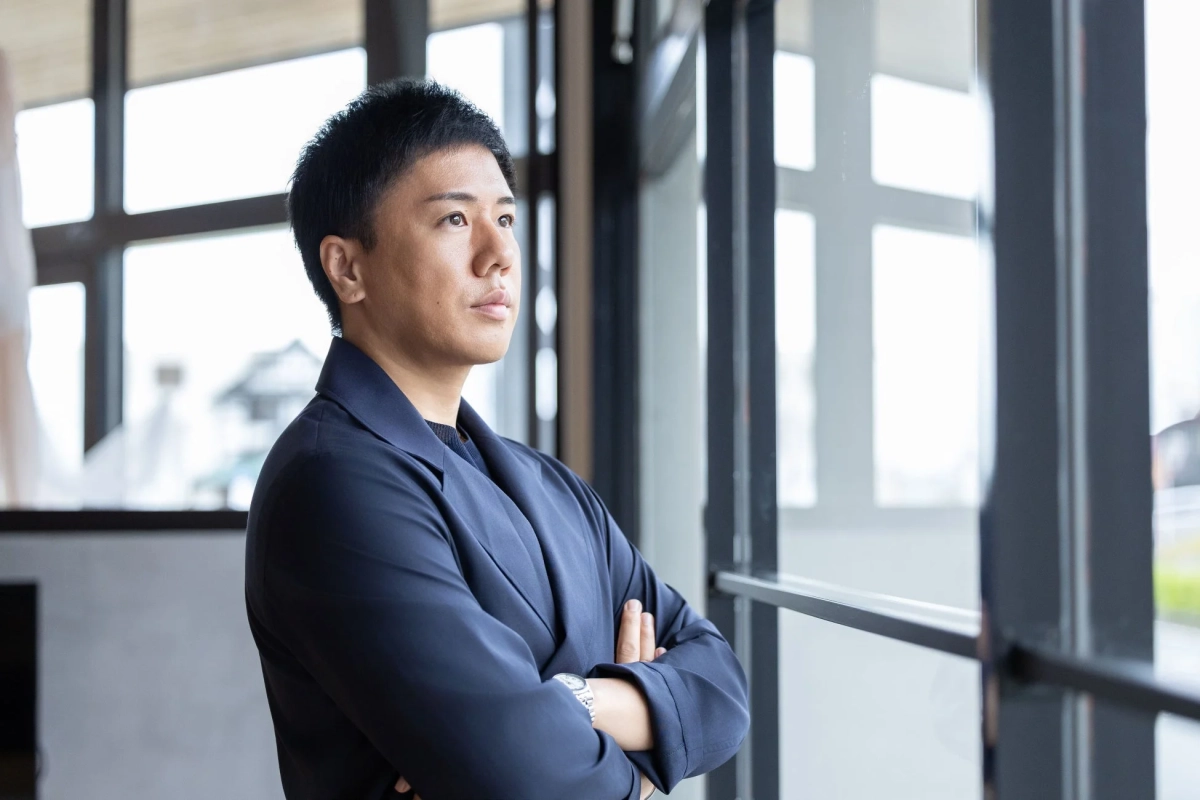 白都 卓磨氏